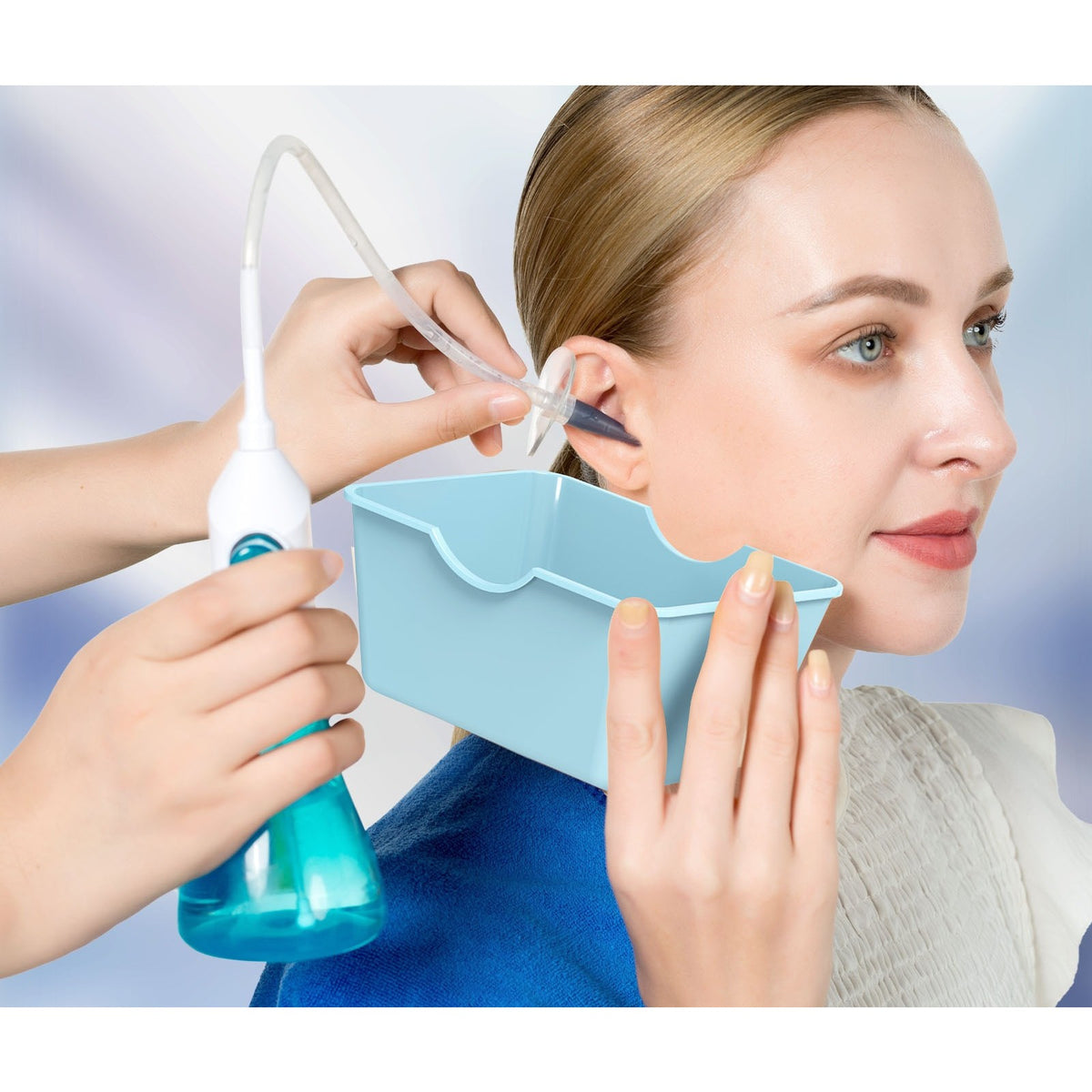 Dispozitiv de Curatare Urechi pentru Indepartare Ceara, Kit Complet cu 31 Capete Inlocuibile si Recipient Lichid, ABS si PC Medical, Albastru