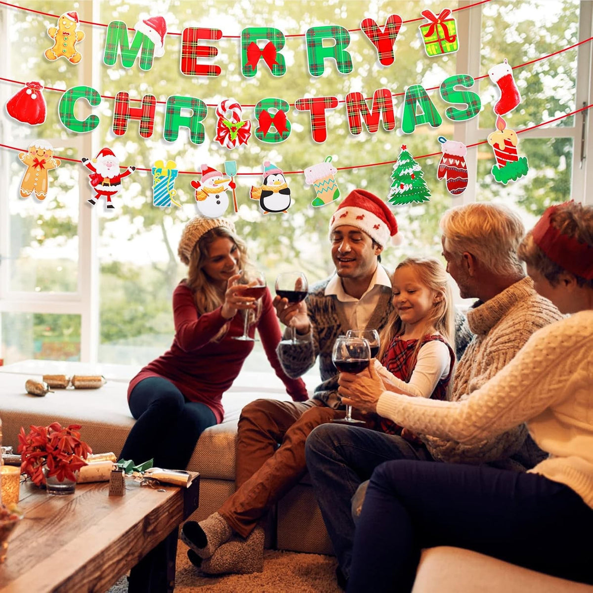Banner Craciun Merry Christmas, Decoratiune Suspendata pentru Usa sau Perete, Carton Durabil, Litere 12 x 13 cm, Multicolor, 18 Piese, Sfoara Inclusa