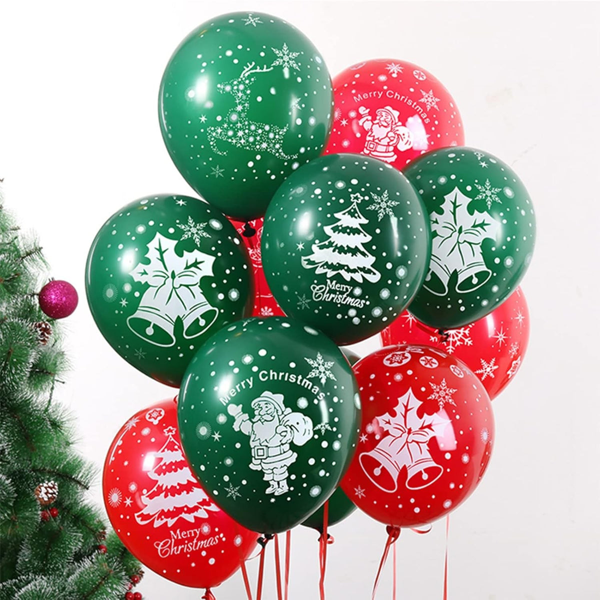 Set 16 Baloane Craciun, Model Merry Christmas, Imprimeu Festiv Brad si Fulgi Zapada, Latex de Calitate, 25 cm, Verde si Rosu