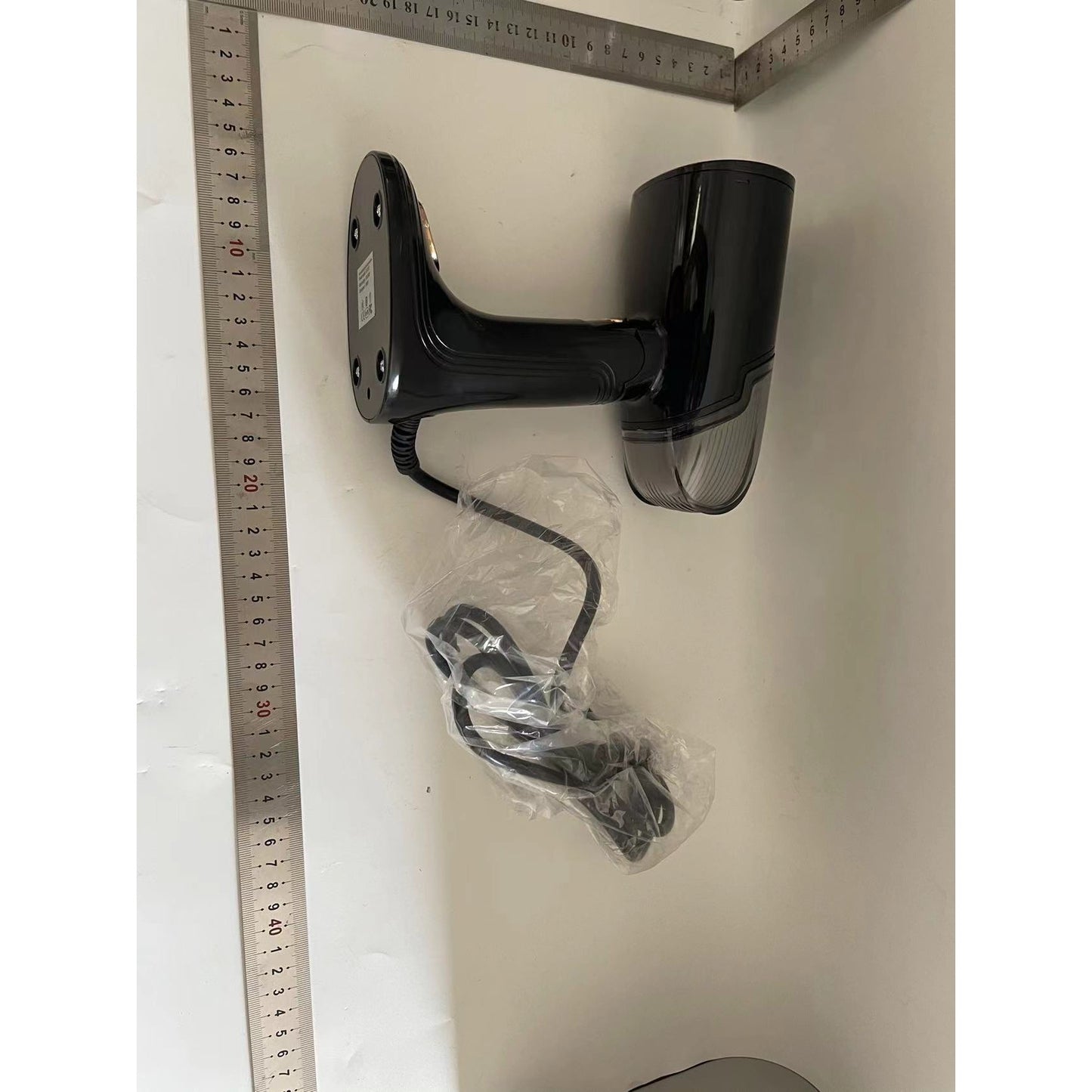 Aparat de Calcat Vertical cu Abur, Portabil si Pliabil, Putere 1500W, Functie Anti-Calcar, Rezervor Detasabil 138ml, Include Perie, Negru