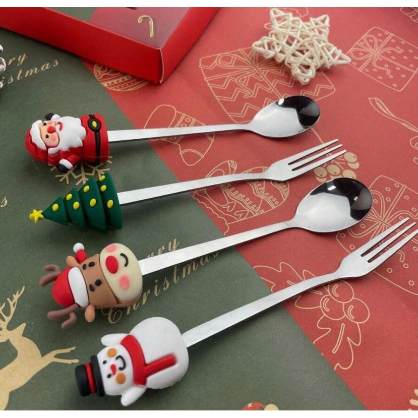 Set 4 Tacamuri pentru Craciun cu Figurine din Silicon, 2 Linguri si 2 Furculite, Otel Inoxidabil 410, Cutie Cadou Festiva, 13.5 cm, Rosu