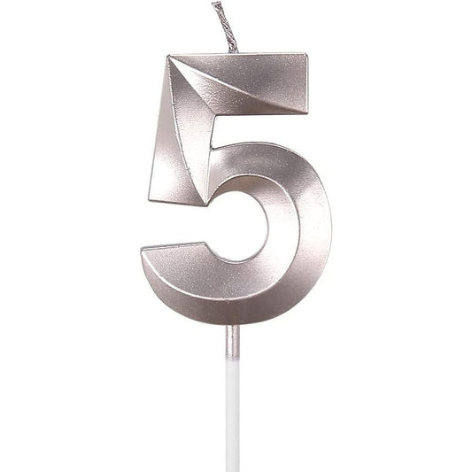 Lumânare Tort Cifra 5, Design Diamond Strălucitor cu Suport Fixare, Parafină de Calitate, Argintiu, 5 x 3.4 cm