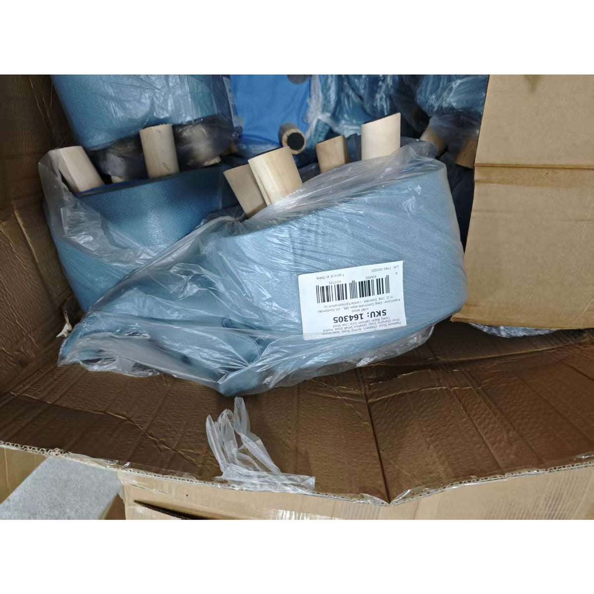 Taburet pentru Copii Model Elefant, Scaun Tapitat cu Picioare din Lemn Masiv, Burete Elastic si Protectii Antiderapante, 30 x 25 x 25 cm, Albastru Deschis