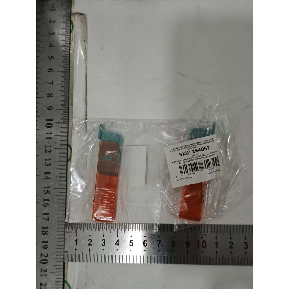Dispozitiv Pentru Descusut, Tăietor De Etichete Și Fir, Instrument 2-în-1 Pentru Croitorie, Design Pliabil Ergonomic, Plastic Și Metal, 1.7 x 7 cm, Albastru/Portocaliu
