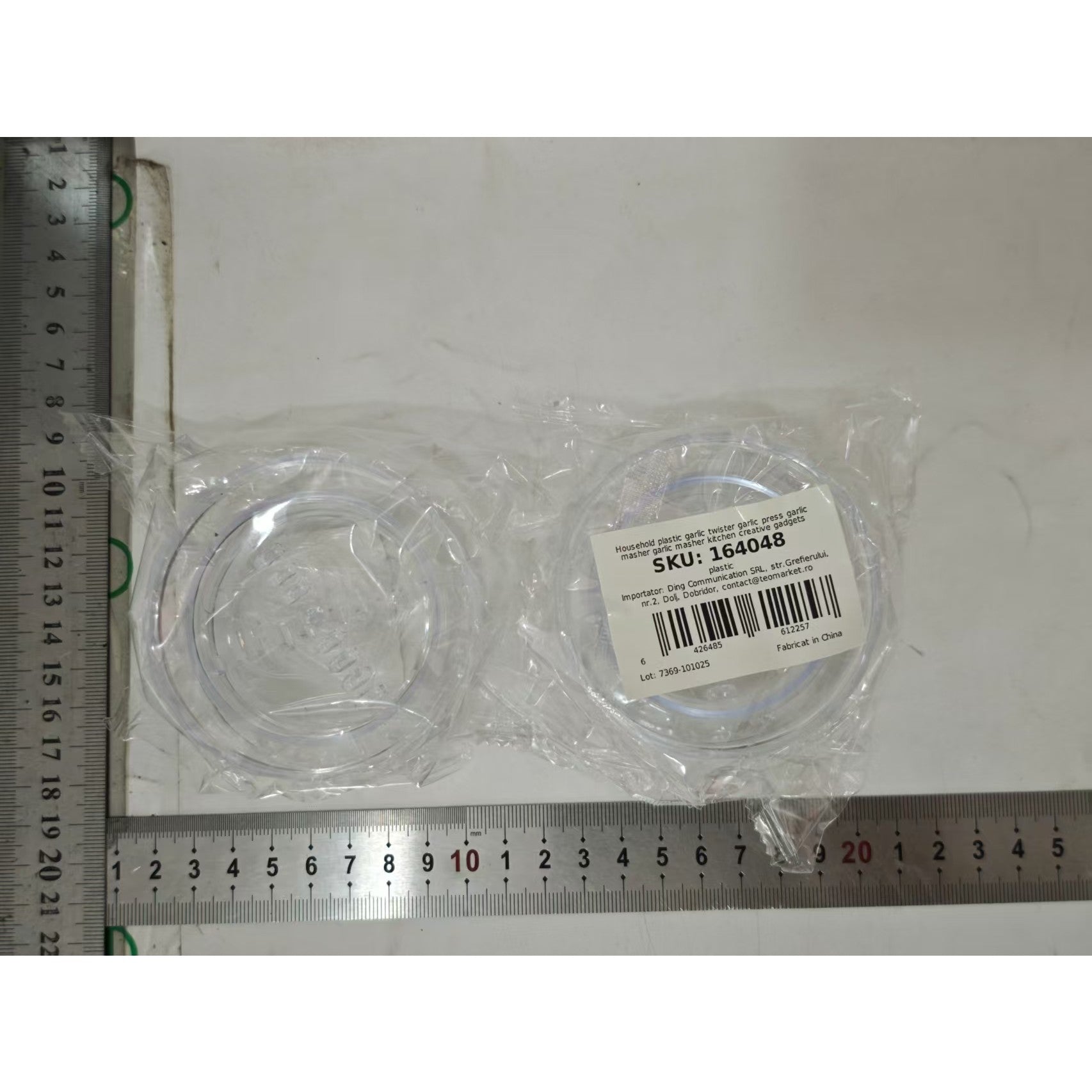 Zdrobitor de Usturoi si Ghimbir, Mecanism de Maruntire prin Rasucire, Presa Manuala Multifunctionala, Plastic Rezistent, 4 x 7.5 cm, Transparent