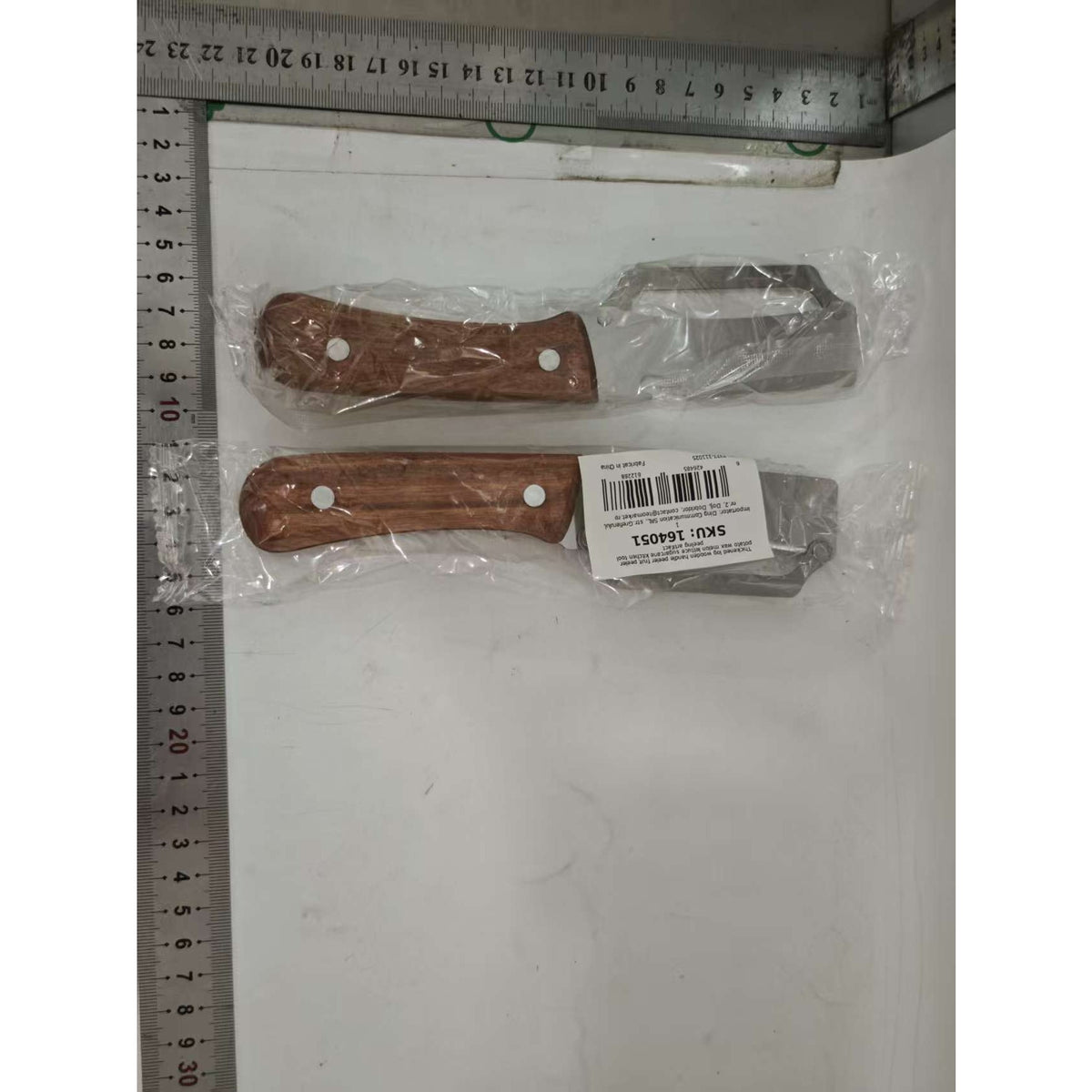 Curățător Fructe și Legume cu Desfăcător de Sticle Integrat, Design 2-în-1 Multifuncțional, Mâner Ergonomic din Lemn și PP, Maro, 130 g