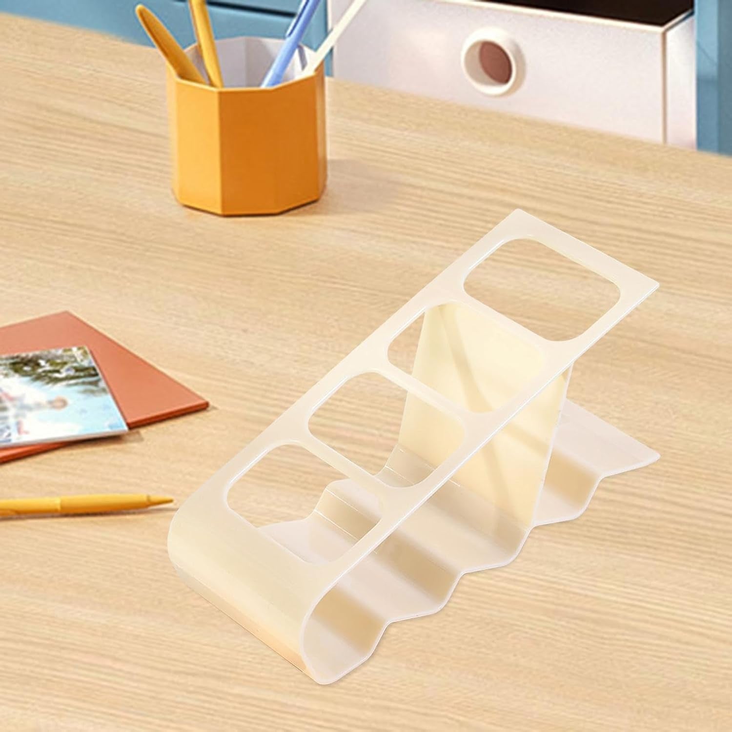 Suport Organizator de Birou pentru Telecomenzi și Telefoane, Multifuncțional cu 4 Compartimente, Plastic Rezistent, 18 x 7 x 9 cm, Alb