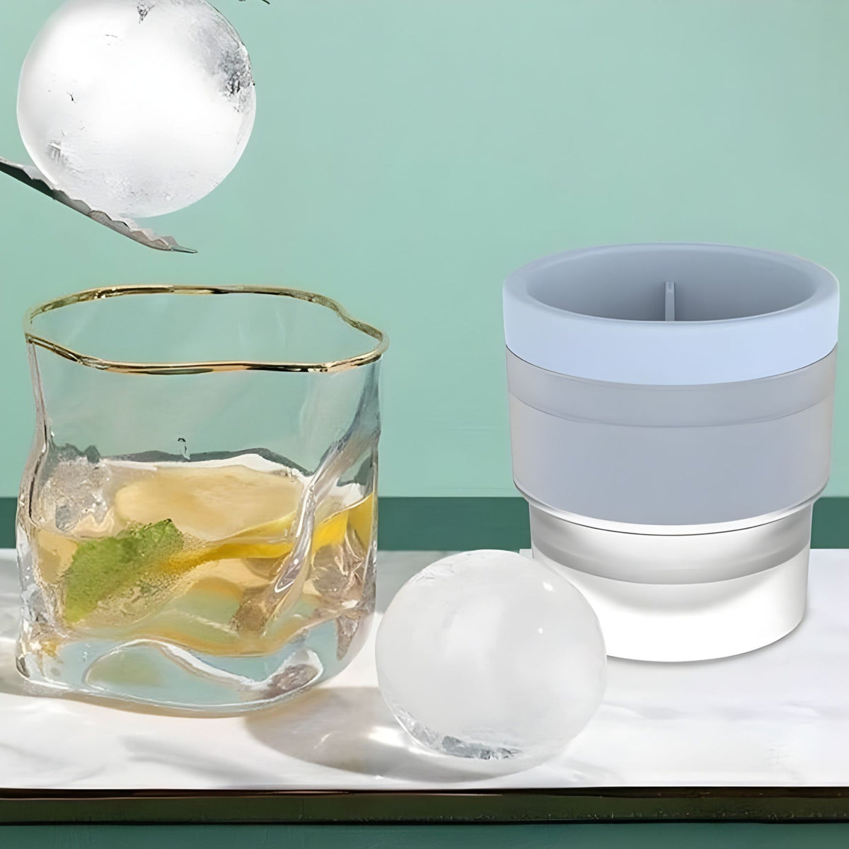 Forma pentru Gheata, Sfera XL 6 cm, Topire Lenta pentru Whiskey si Cocktail, Silicon Alimentar si Plastic, Design Stivuibil, Reutilizabila, Albastru