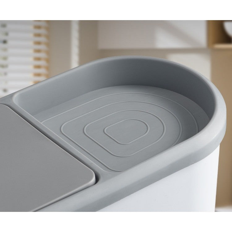Cos de Gunoi cu Capac Pop-Up, Design Slim Oval pentru Spatii Inguiste, Plastic PP cu Maner si Compartiment Saci, 10 Litri, 31.5 x 14 x 30 cm, Gri