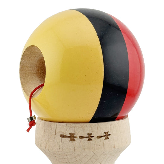 Kendama X Originala, Model V3 Rosu / Negru / Galben, Profesionala, Cupe Mari King Size, Super Sticky, Gaura in Baza, Rulment, Ata 62cm