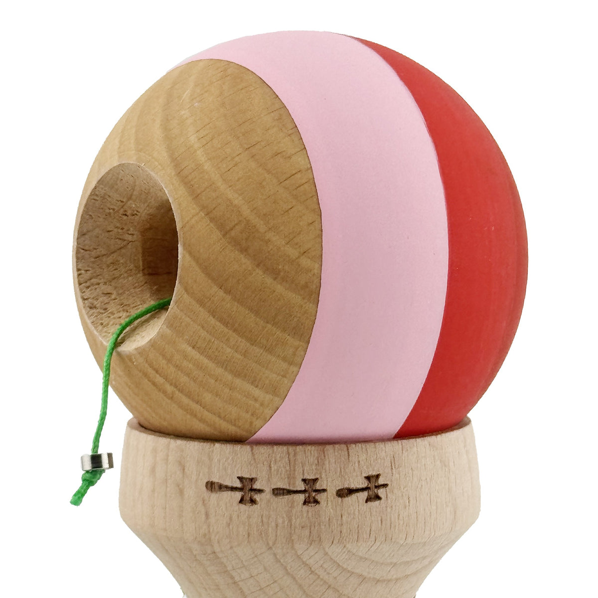 Kendama X Originala, Model V3 Rosu / Roz / Natur, Profesionala, Cupe Mari King Size, Rubber Grip, Gaura in Baza, Rulment, Ata 62cm