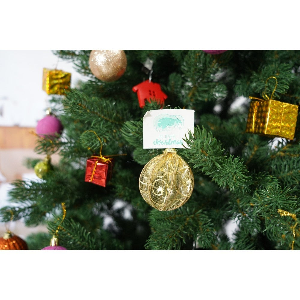 Brad Artificial de Craciun Clasic, Set Complet cu Elemente Decorative, Interior si Exterior, 858 Ramuri, Suport Metalic Inclus, Inaltime 210 cm, Diametru 138 cm, Verde