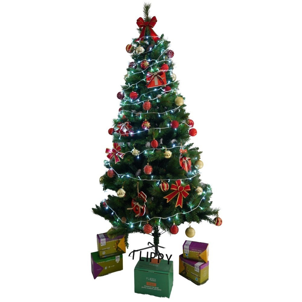 Brad Artificial de Craciun cu Conuri de Pin, Set Decorativ de Interior si Exterior, 1057 Ramuri Flexibile, Suport Metalic Inclus, Inaltime 210 cm, Diametru 114 cm, Verde