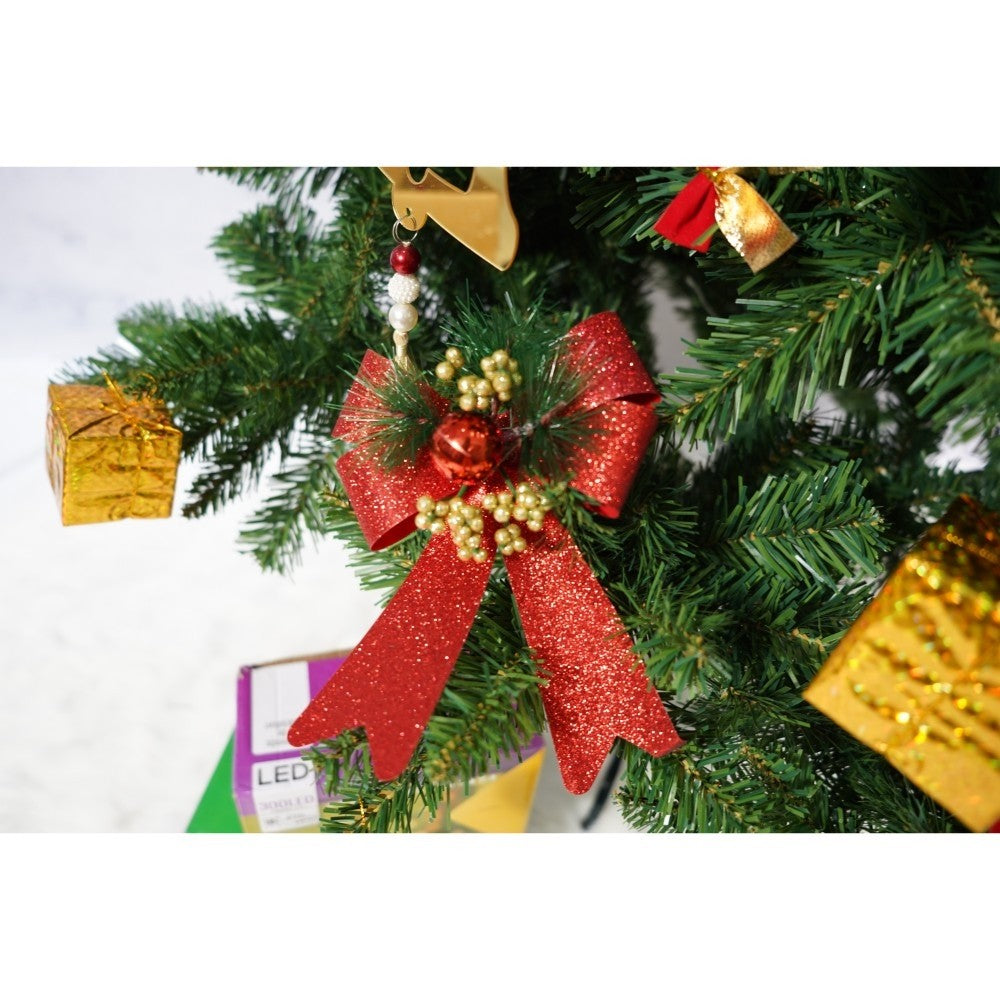 Brad Artificial de Crăciun Nins, Decorat cu Conuri de Pin, 630 Ramuri, Suport Metalic Inclus, Interior și Exterior, Alb și Verde, Înălțime 210 cm, Diametru 131 cm