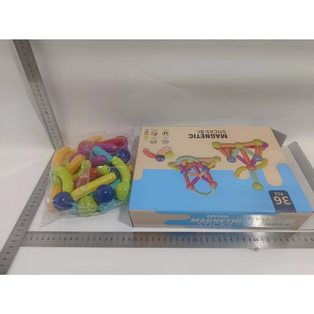 Set Constructie Magnetica, Puzzle 3D Educational cu Bile si Bete, Dezvoltare Cognitiva si Motrica, Material Non-Toxic, 36 Piese, Multicolor