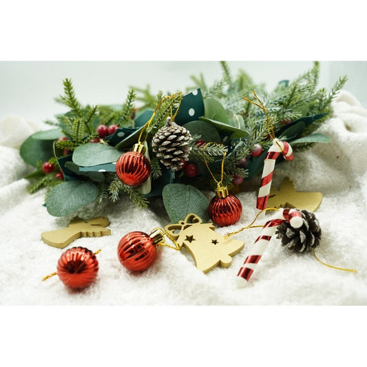 Set 24 Ornamente de Brad, Globuri Decorative cu Finisaj Sclipitor, Polistiren Rezistent, Multicolor, Dimensiuni Cutie 20 x 14 x 3 cm