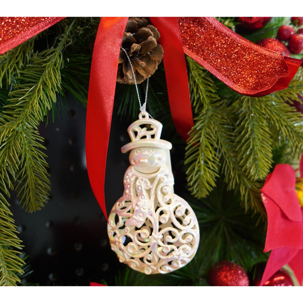 Ornament Brad Craciun, Figurina Om De Zapada Perlat, Decoratiune Plastic, 8 cm x 13 cm