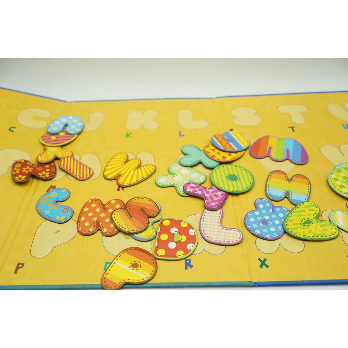 Joc Educativ Magnetic Tip Carte, Fancy Magnetic Chartlet, Puzzle cu 26 Piese pentru Copii, Carton si Magnet, +3 Ani, Multicolor