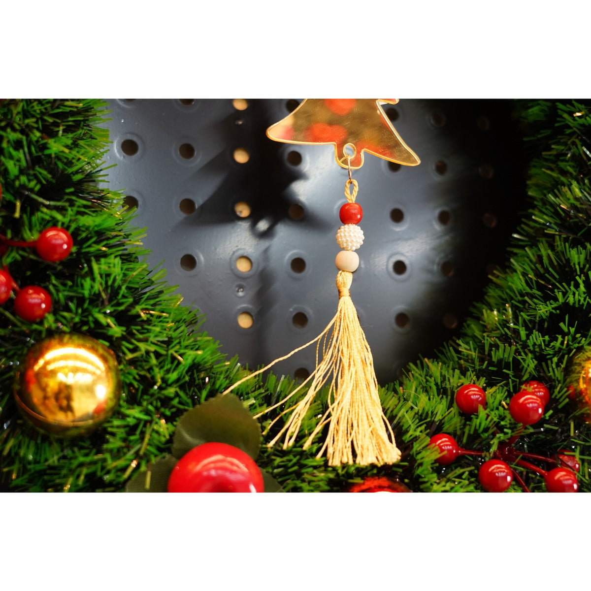 Ornament Brad Crăciun, Formă Brad 3D, Efect Lucios, Acril, Auriu, 8x23 cm