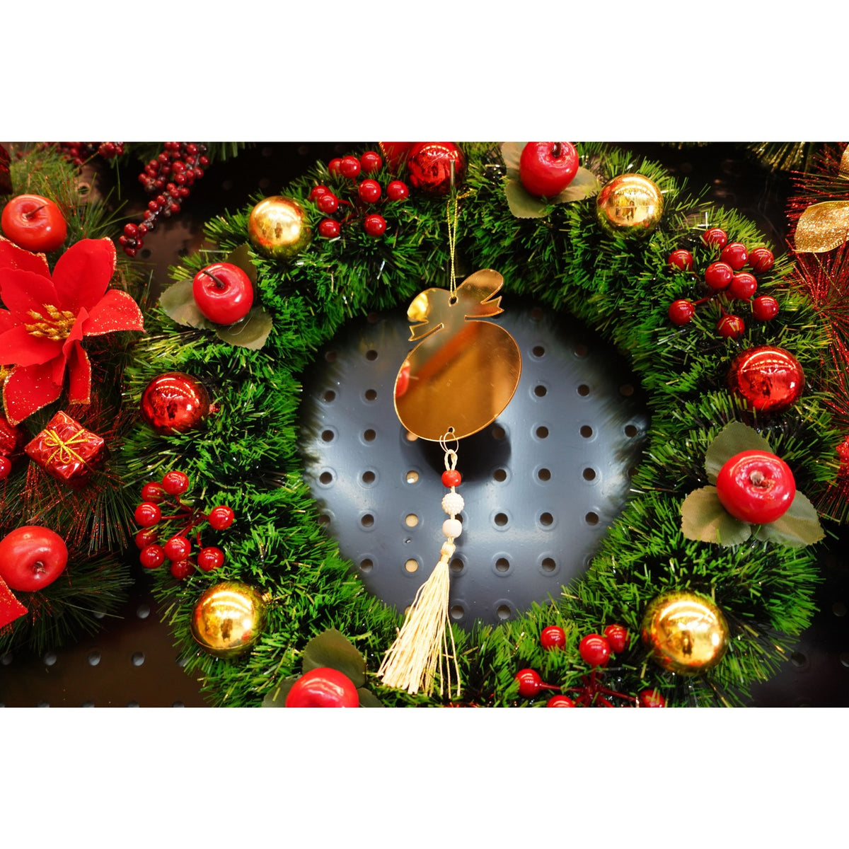 Ornament Brad Rotund, Decoratiune Craciun cu Finisaj Lucios, Rezistent pentru Interior si Exterior, Acril, Auriu, 10 x 23 cm