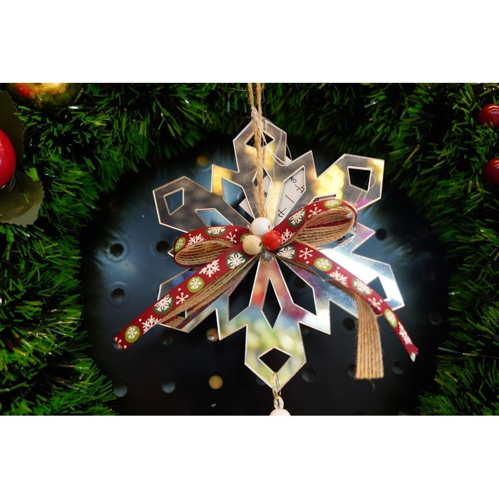 Ornament Brad Fulg de Nea, Decoratiune Craciun cu Finisaj Lucios, Acril, Argintiu, 14 x 26 cm