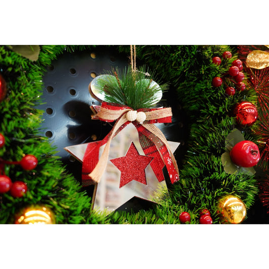 Stea Decorativa pentru Brad, Ornament de Craciun, Acril Lucios, Utilizare Interior si Exterior, Argintiu, 14 x 17 cm