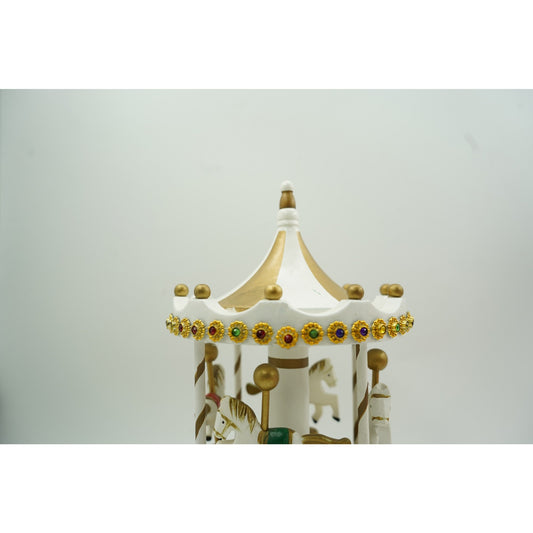 Căruț Muzical de Crăciun cu Carusel Rotativ, Ornament Festiv de Interior, Lemn, Alb