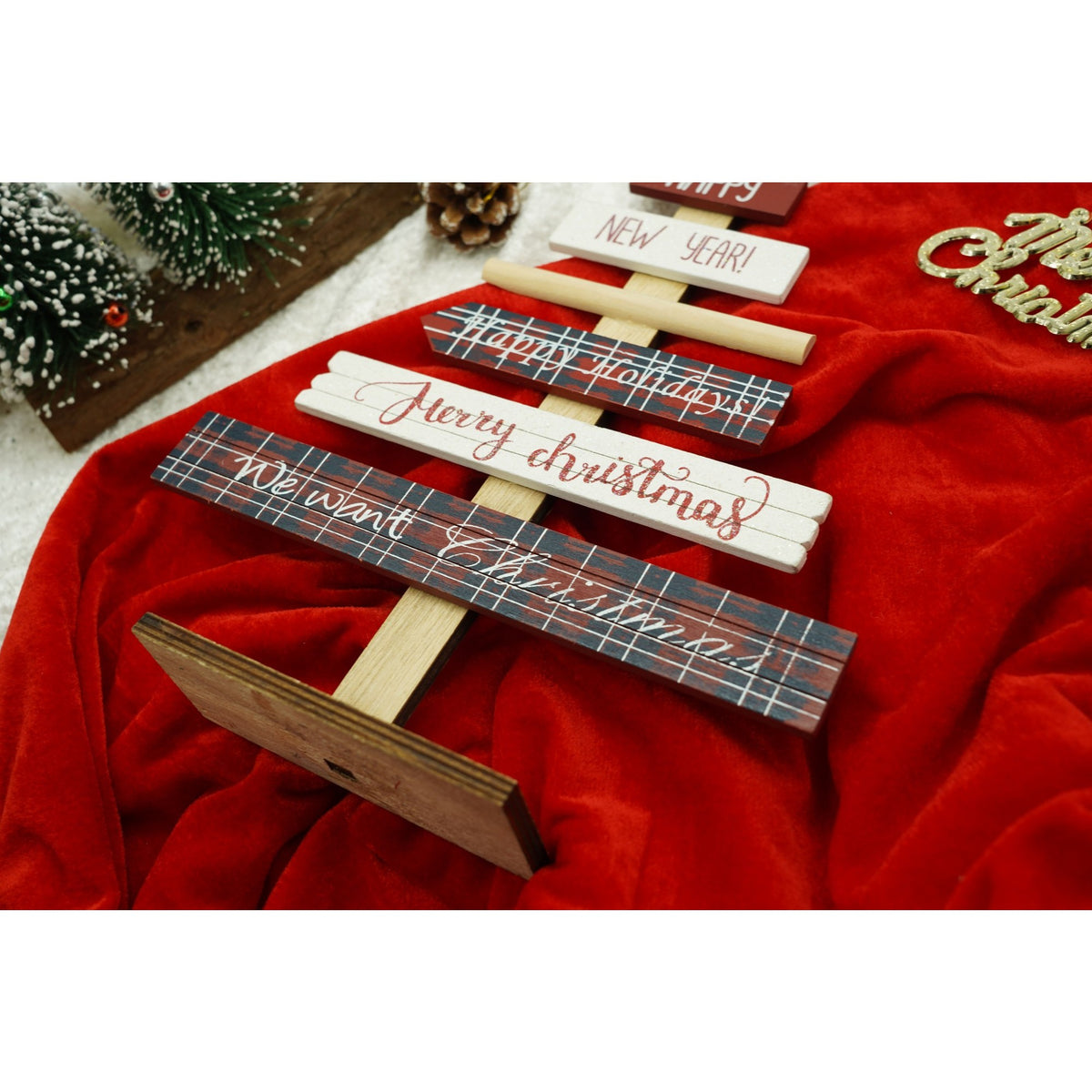 Decoratiune Masa Craciun cu Mesaje Festive, Lemn Natural, Multicolor, 22.5 cm x 36 cm