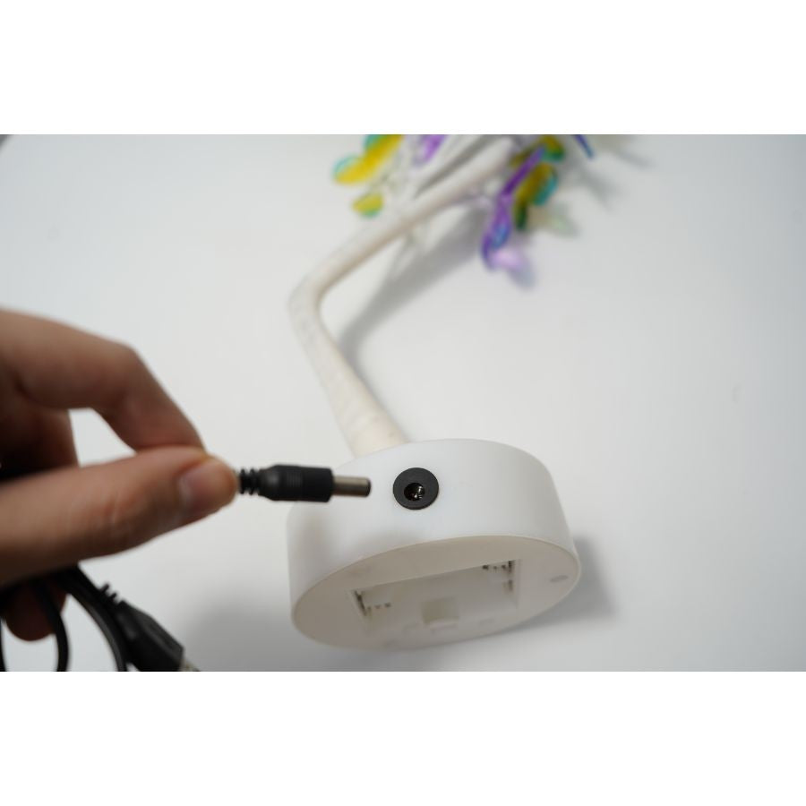 Decoratiune Luminoasa Tip Copac Cu 24 Fluturi Led, Inaltime 45 cm, Alimentare USB Sau 3 Baterii AA, Lumina Alba Calda, Alb/Roz