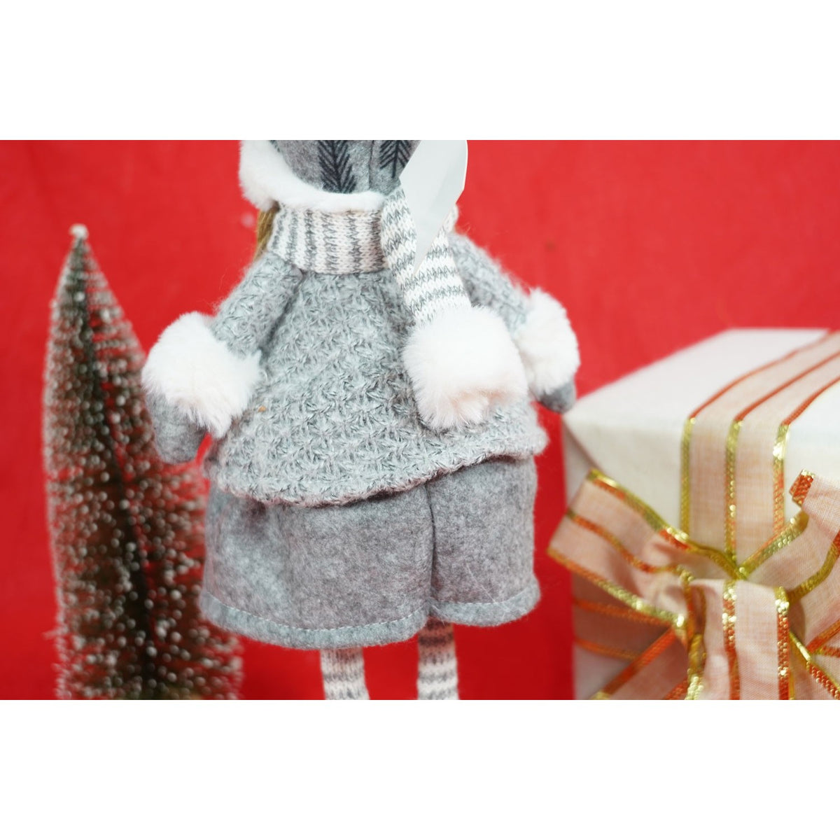 Decoratiune De Craciun Tip Ingeras, Papusa Stativa Pentru Decor Festiv, Material Textil Moale, Gri Si Alb, 43 cm