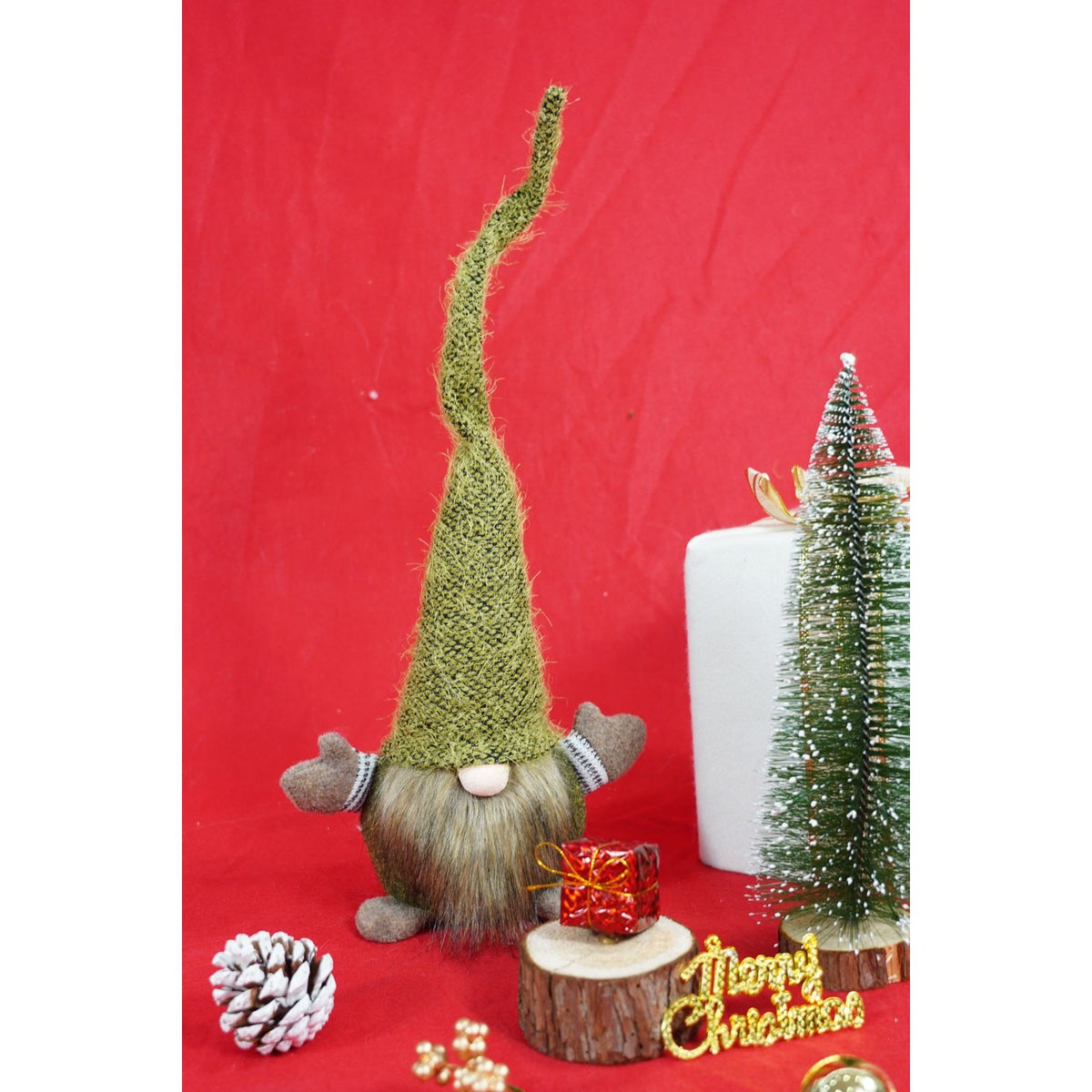 Gnom de Craciun, Spiridus Scandinav Decorativ cu Palarie Modelabila, Figurina pentru Sezut din Material Textil Moale, Verde si Maro, 56 cm