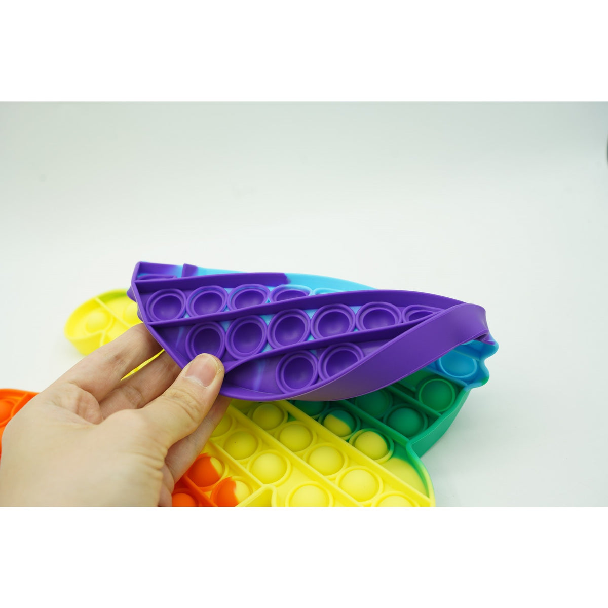 Jucarie Antistres Pop It Now and Flip It, Model Fantoma Gigant, Silicon Flexibil, Multicolor, 30x24 cm