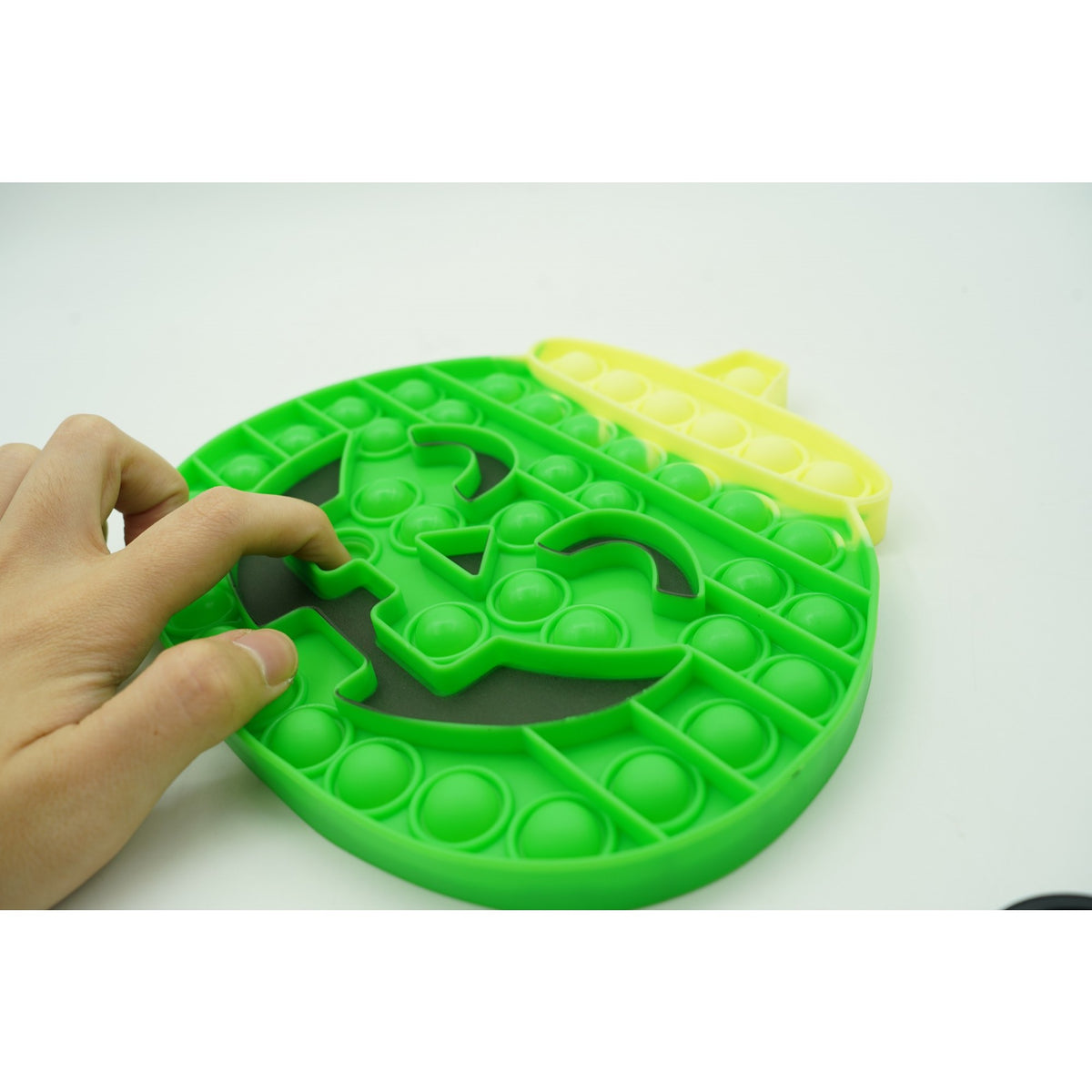 Jucarie Antistres Pop It Now and Flip It, Model Dovleac Halloween, Silicon Flexibil, Reutilizabila, 20 cm, Verde
