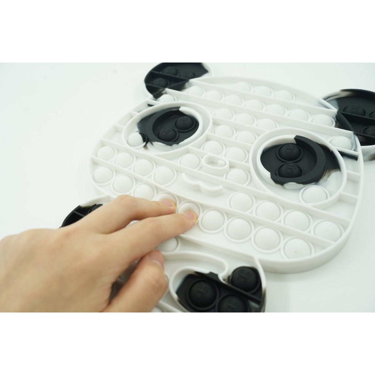 Jucarie Antistres Pop It Now and Flip It, Model Ursulet Panda, Silicon Flexibil, Alb/Negru