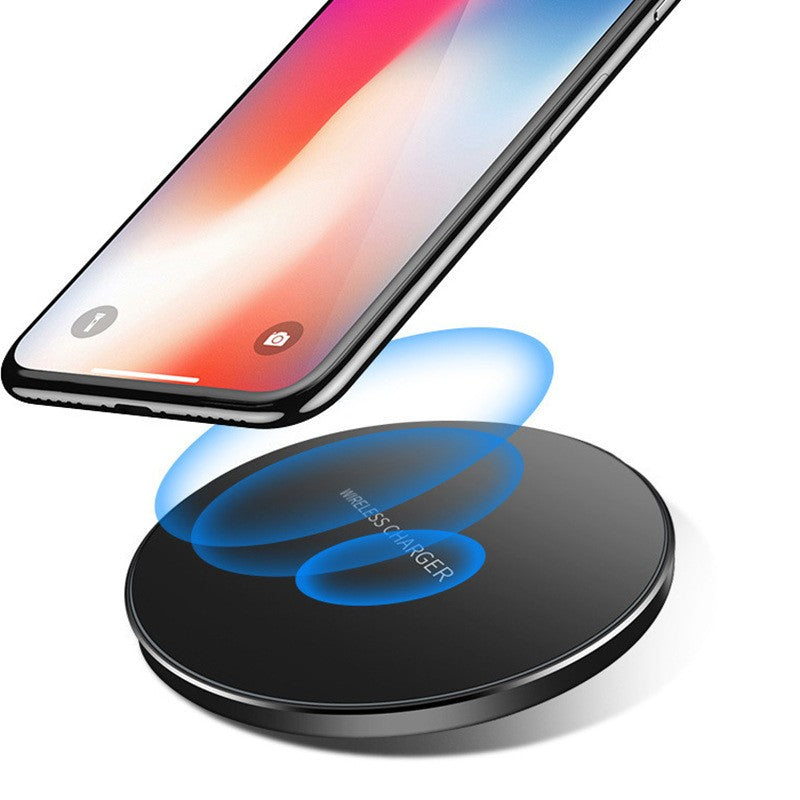 Incarcator Wireless Fast Charge, Incarcare Magnetica 15W, Compatibil iPhone Seria 14 si 13, Design Ultra Slim, Cablu Inclus, Forma Rotunda, Negru