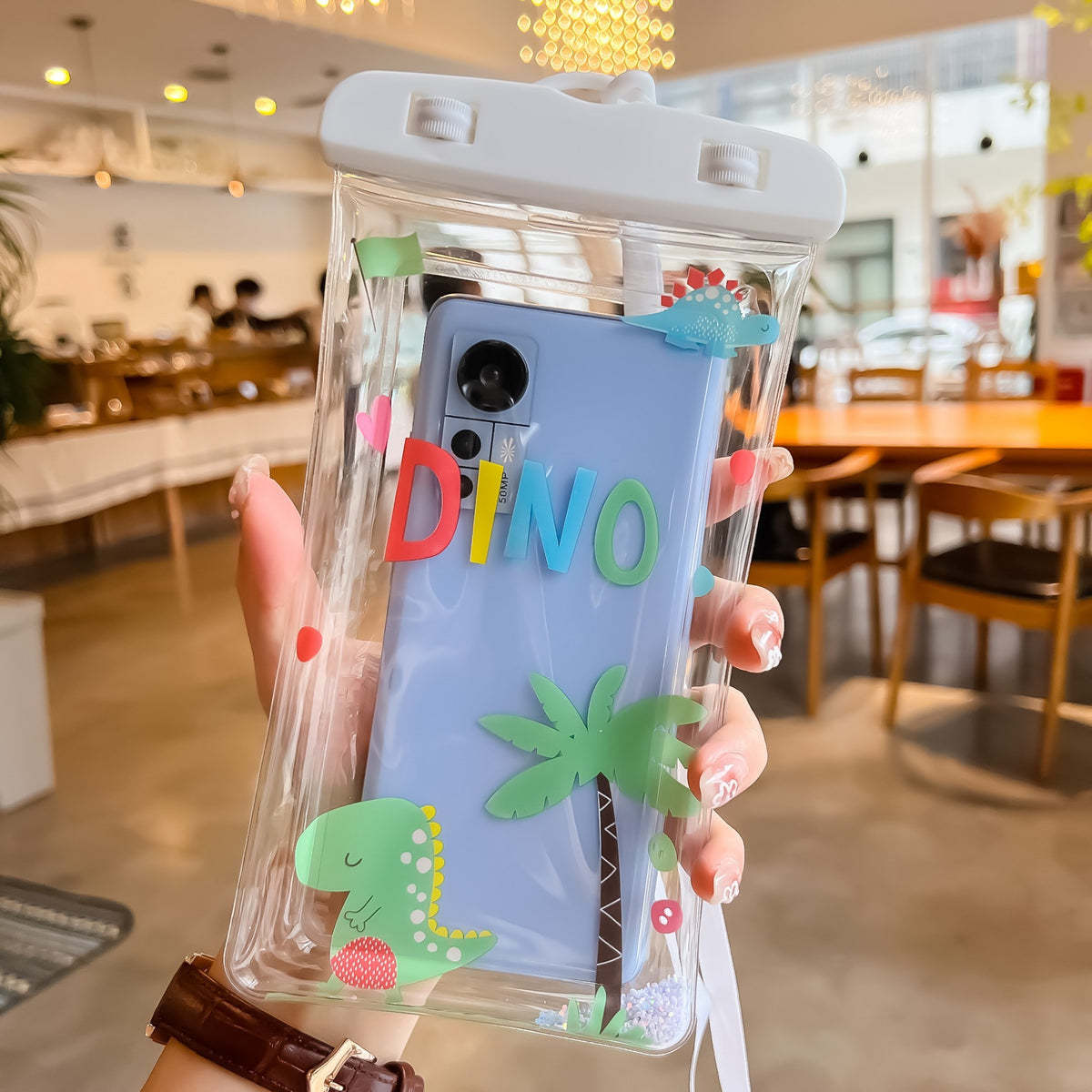 Husa Subacvatica Glitter Kids, Protectie IPX8 Impermeabila si Anti-Praf, Ecran Pana la 6.9 Inch, PVC Transparent cu Snur de Gat, Model Dino, Alb