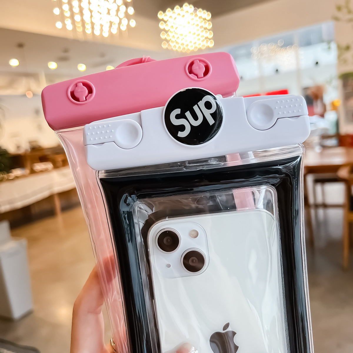 Mascot Husa Subacvatica Waterproof si Impermeabila, Protectie IPX8 pana la 20m, Compatibila Touchscreen, Material Transparent cu Snur inclus, Universala pana la 6.9 inch, Alb-Negru