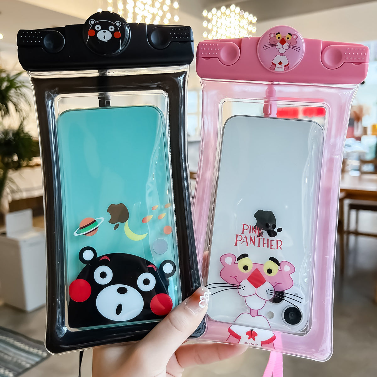 Mascot Husa Subacvatica Waterproof, Protectie IPX8 Impermeabila si Snowproof, PVC Transparent, Compatibilitate Universala pana la 6.9 inch, Snur Inclus, Model Bear, Negru