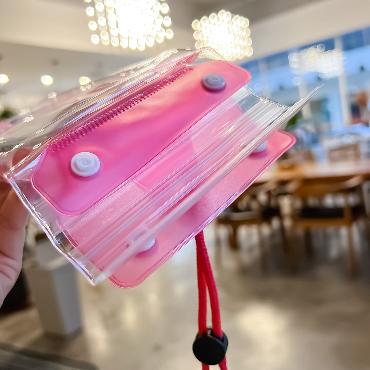 Husa Subacvatica Universala Impermeabila, Protectie Telefon si Documente IPX8, Transparenta cu Touch Screen, PVC, Roz
