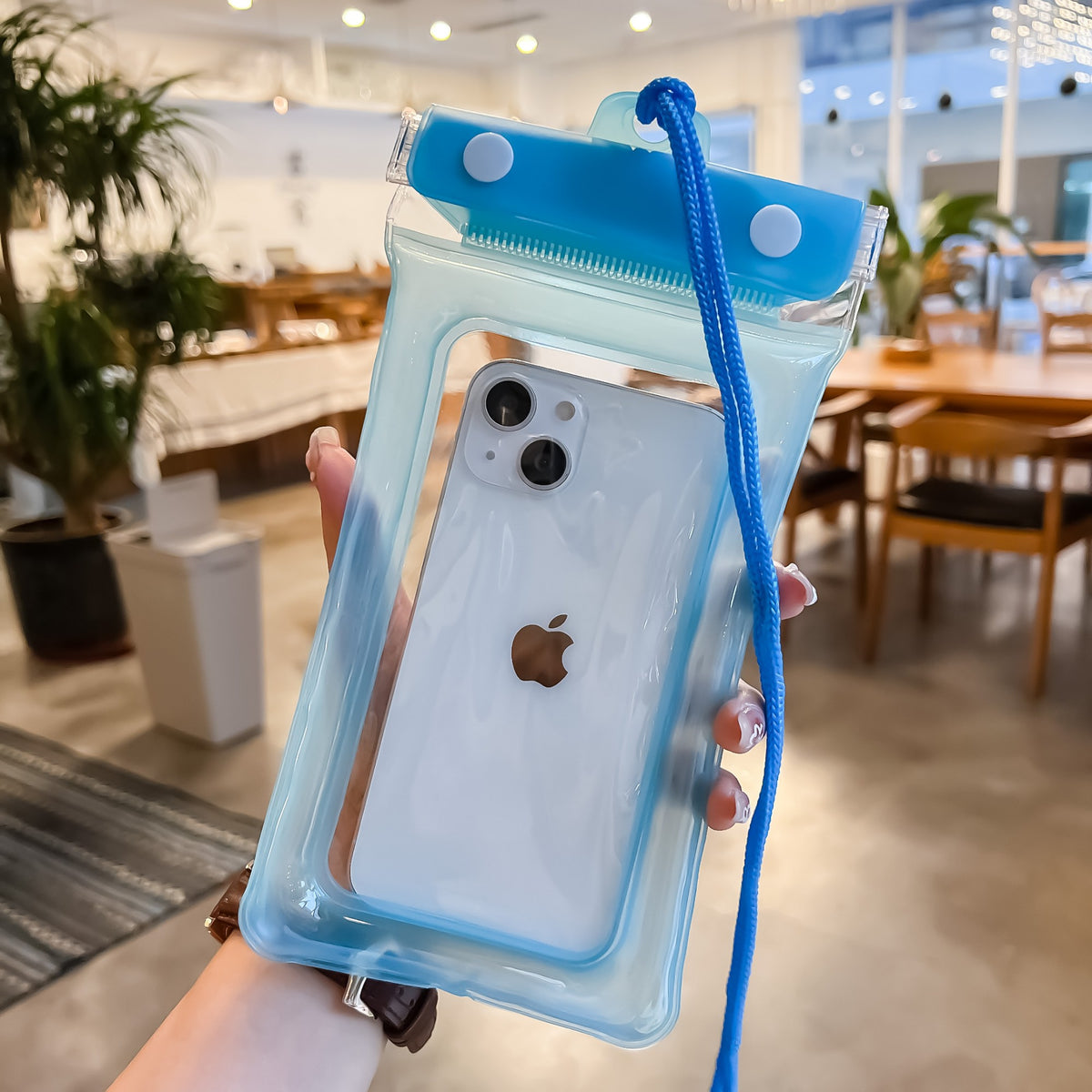 Husa Subacvatica Universala Zip, Protectie Impermeabila IPX8 Telefon si Documente, Compatibila Touch Screen, Design Transparent cu Snur de Gat, Plastic Rezistent, Pana la 6.9 Inch, Bleu